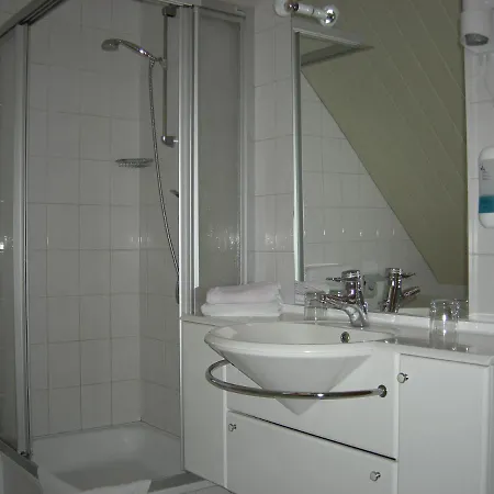 Bastan - Haus Katharina Appartement Emden Buitenkant foto